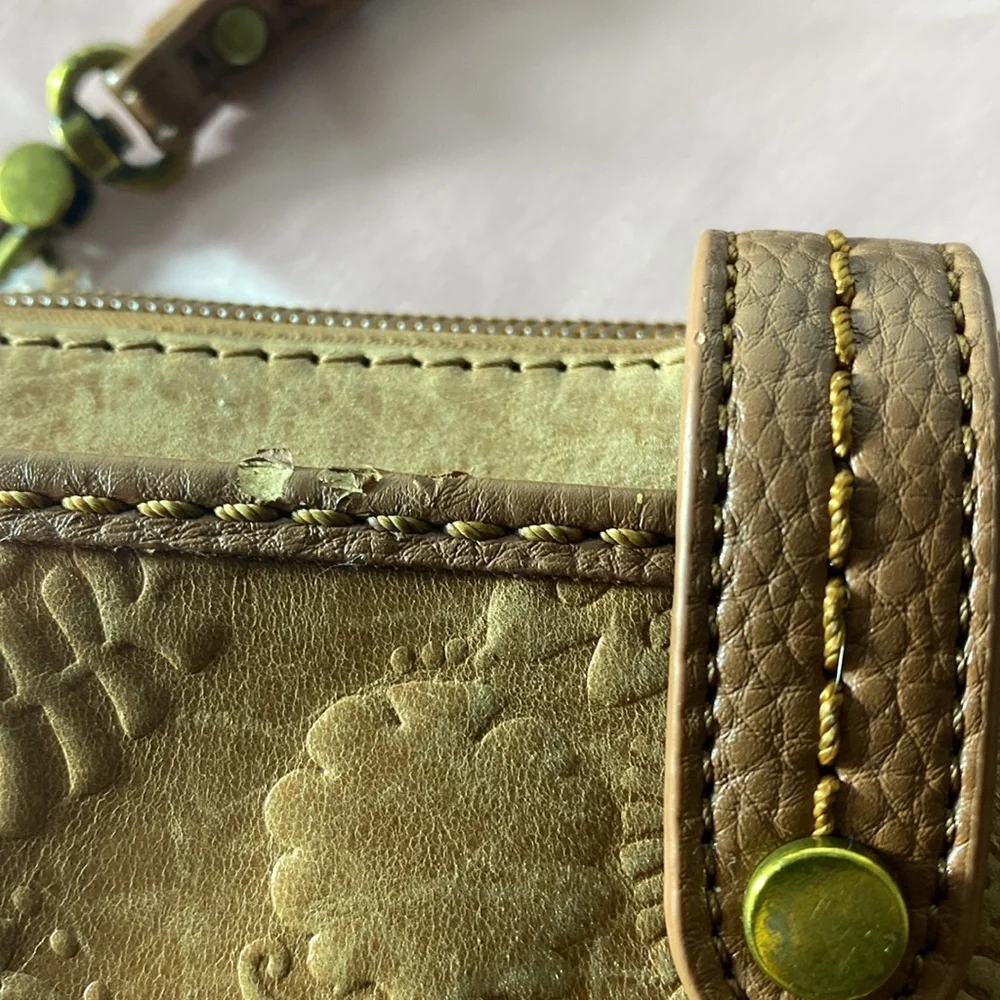 Iris Large Embossed Leather Smartphone Gold Tone Brown Wristlet Wallet Purse